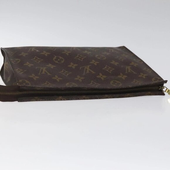 LOUIS VUITTON Monogram Poche Toilette 26 Pouch - Picture 5 of 16